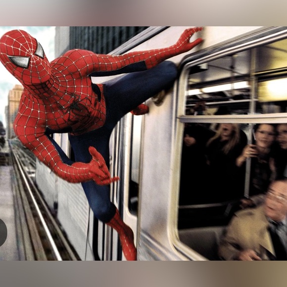 5T Spiderman Costume with a GREAT Mask and a front zipper as shown.Great costume - Picture 8 of 8